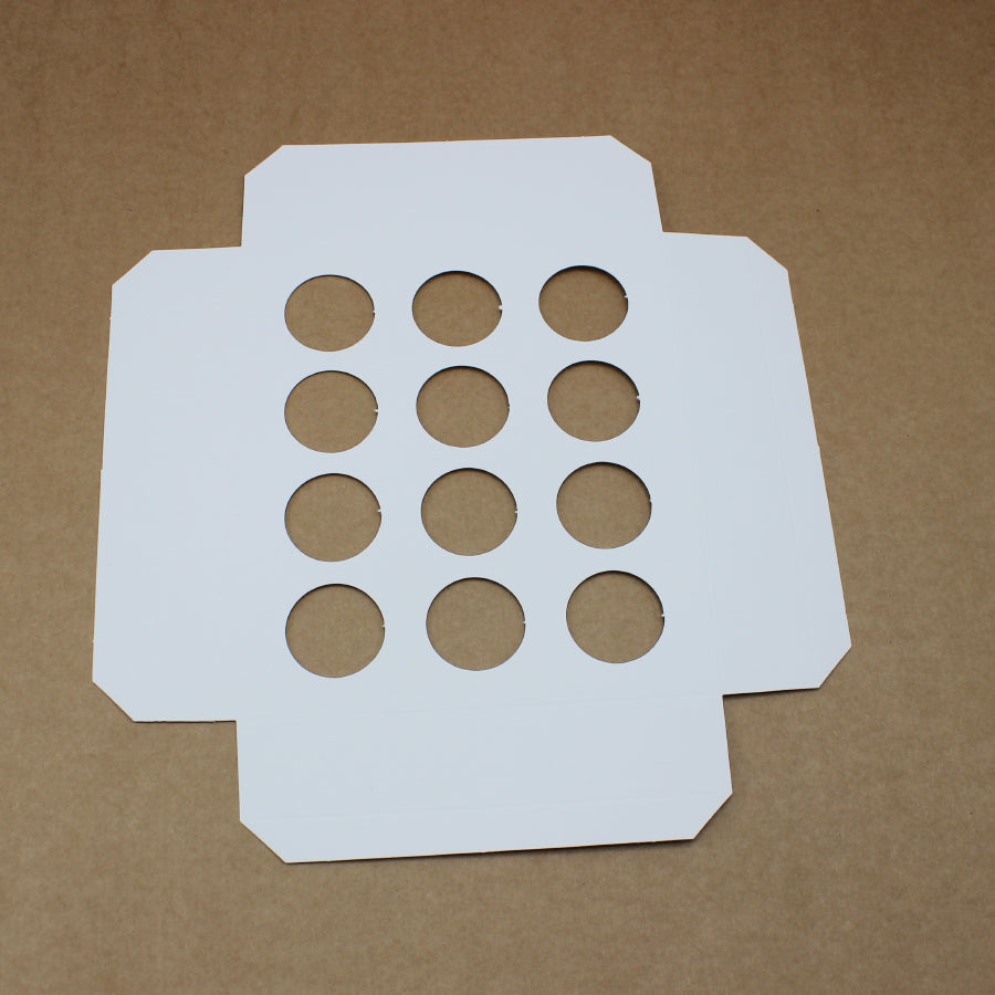 Cardboard Bases 250g for 12 Brigadeiros - White
