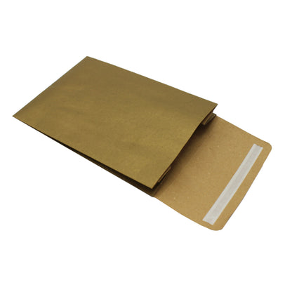 Sobres de papel Kraft Natural con solapa adhesiva - Oro