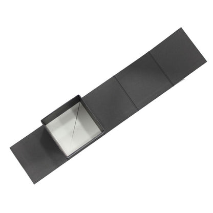 Caixa Premium Cartão 1200g com Iman e Adesivo - Plastificado Mate - Preto