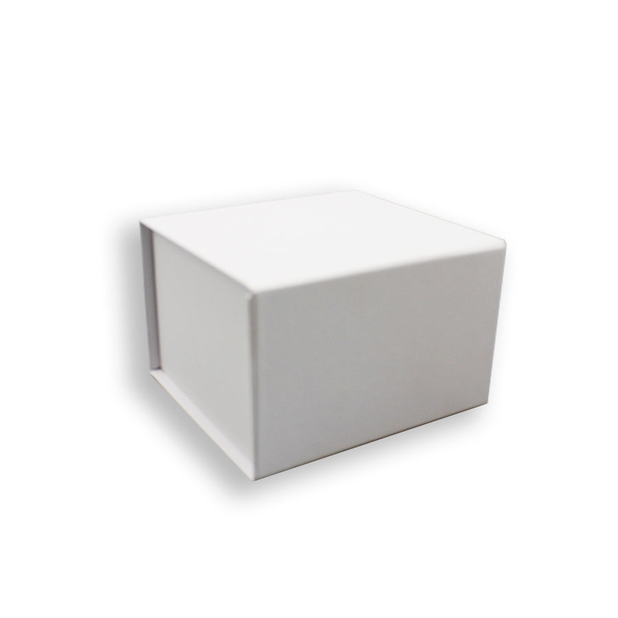 Caixa Premium Cartão 1200g com Iman e Adesivo - Branco