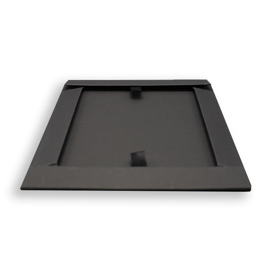 Caixa Premium Cartão 1200g com Iman e Adesivo - Plastificado Mate - Preto