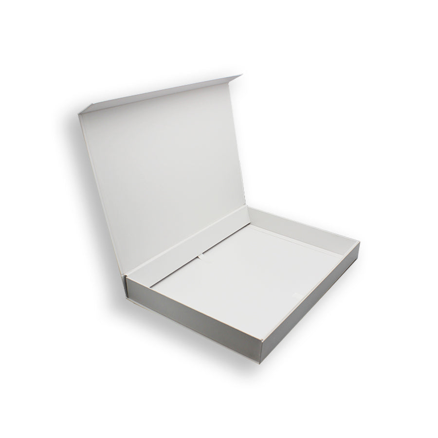 Caixa Premium Cartão 1200g com Iman e Adesivo - Plastificado Mate - Branco