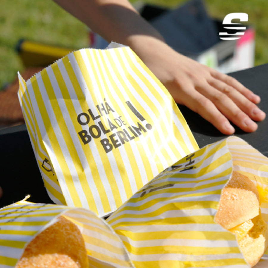 White Kraft Bags 70g - Yellow - "Look, Berlin Ball!"