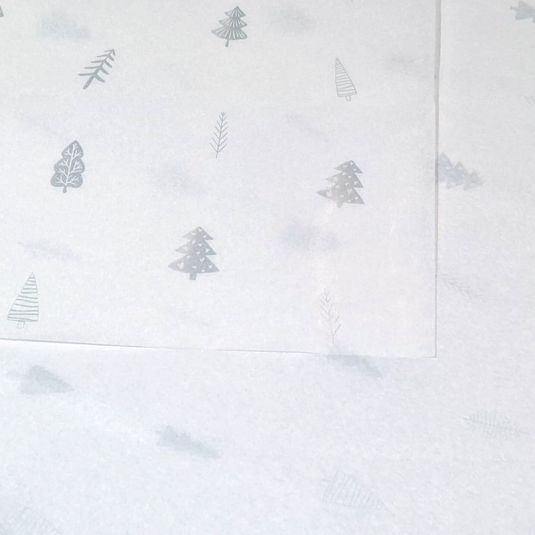 Papel de Seda 17g - Prata - Pinheiros